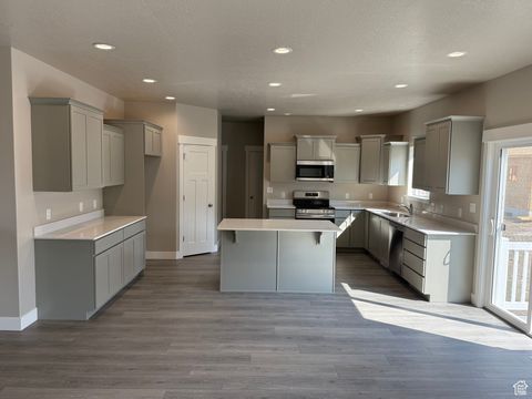 Tiny photo for 468 N 460 E #LOT 7, Salem, UT 84653 (MLS # 2108188)