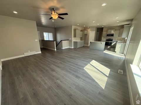 Tiny photo for 468 N 460 E #LOT 7, Salem, UT 84653 (MLS # 2108188)