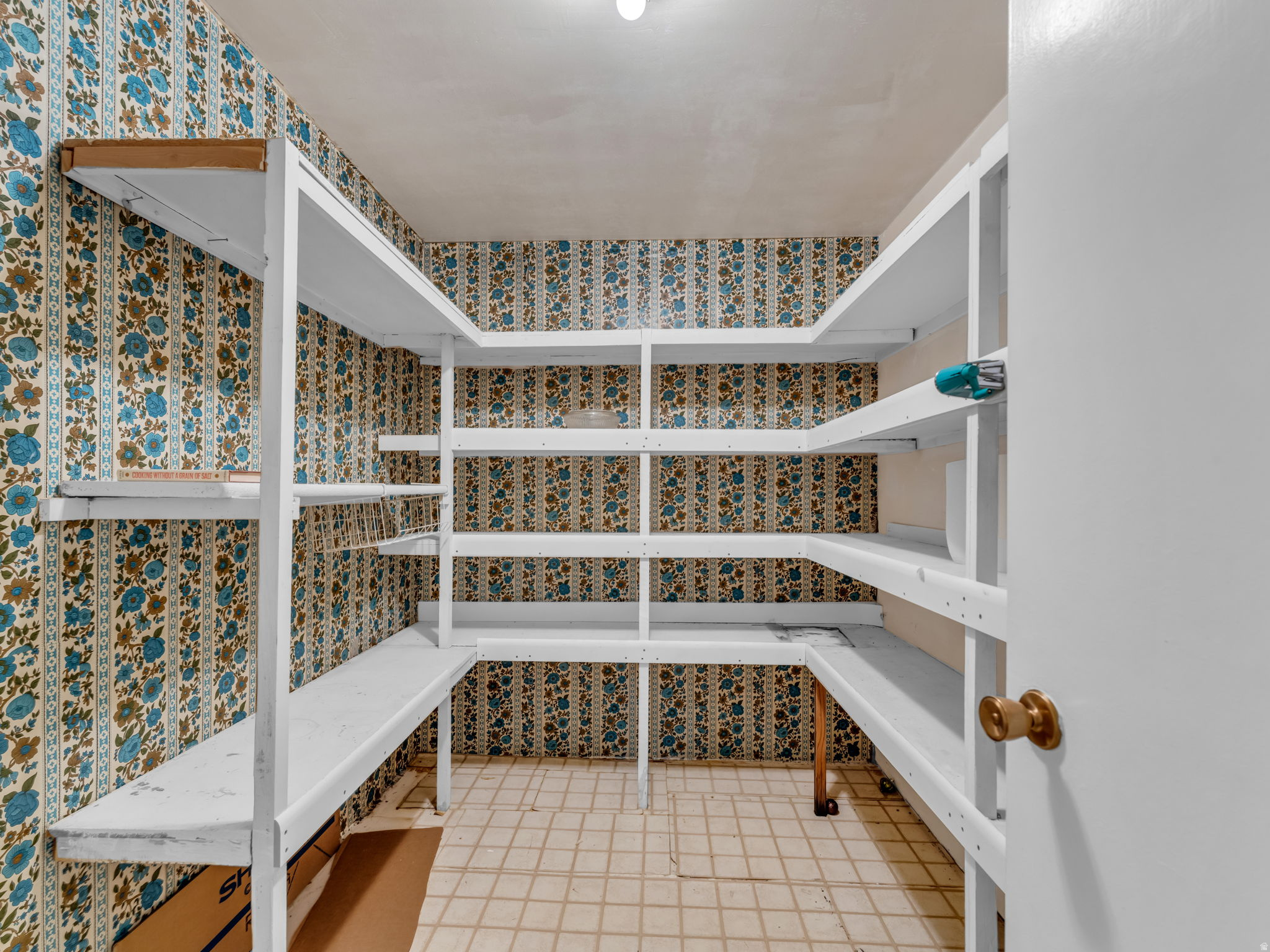 MEADOWS - Residential