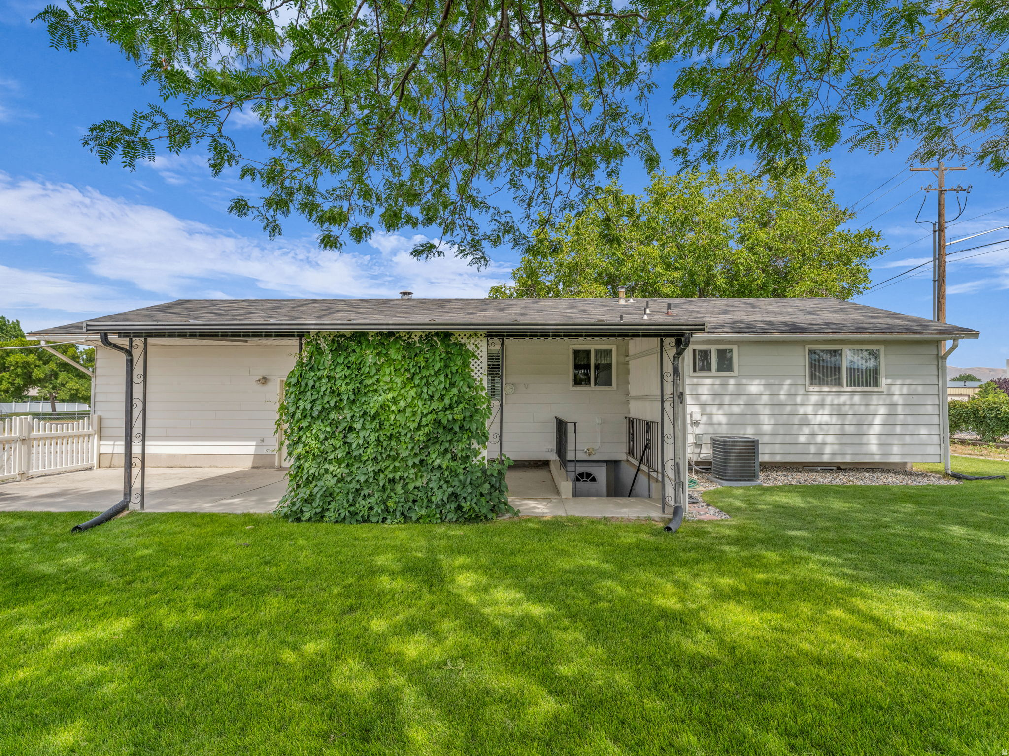 MEADOWS - Residential