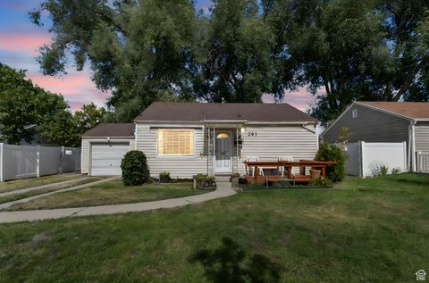 Photo of 381 E 2400 S, South Salt Lake, UT 84115 (MLS # 2114808)