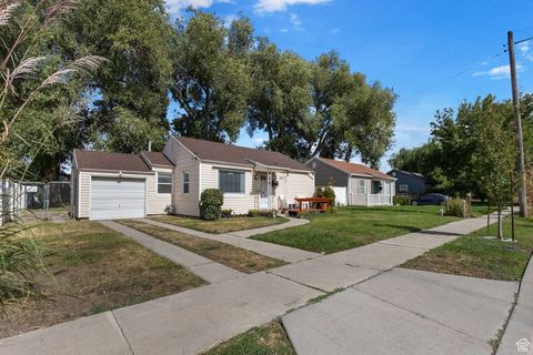 Tiny photo for 381 E 2400 S, South Salt Lake, UT 84115 (MLS # 2114808)