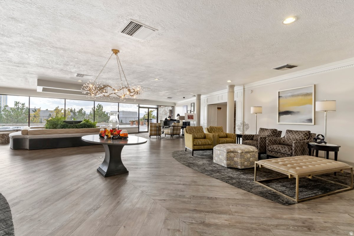 ZION SUMMIT CONDM - Residential