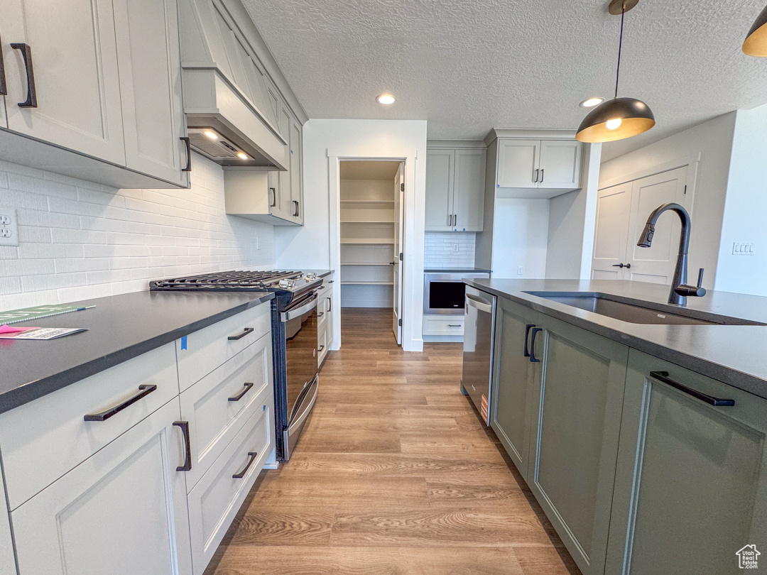 DIAMOND E - Residential