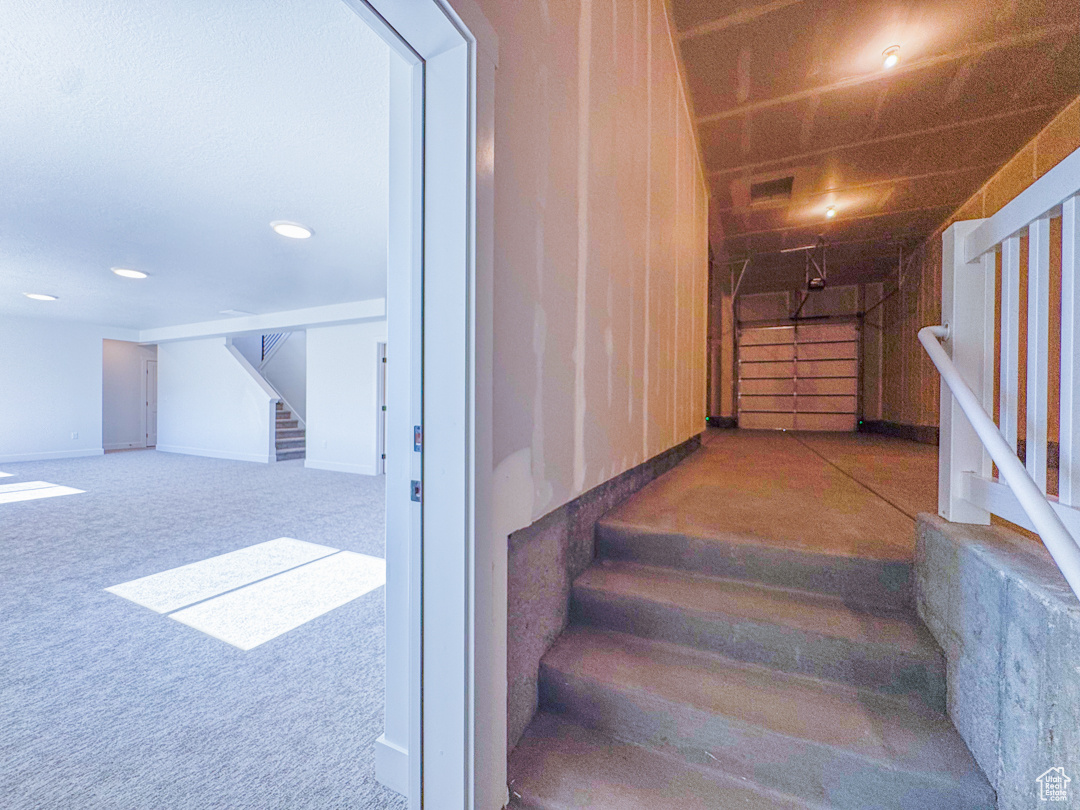 DIAMOND E - Residential