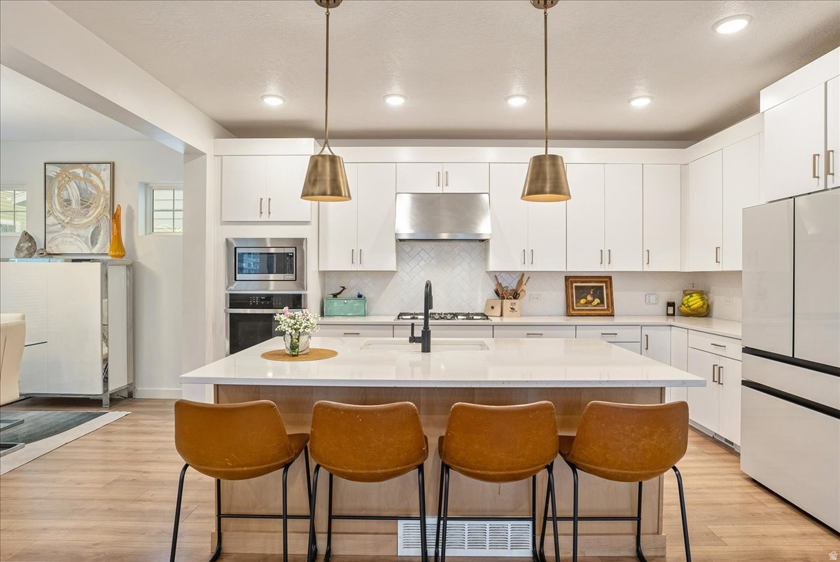 DAYBREAK - Residential