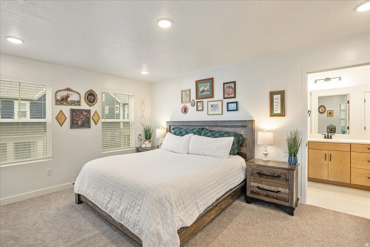 DAYBREAK - Residential