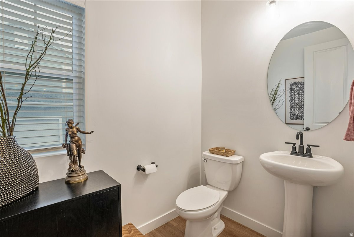 DAYBREAK - Residential