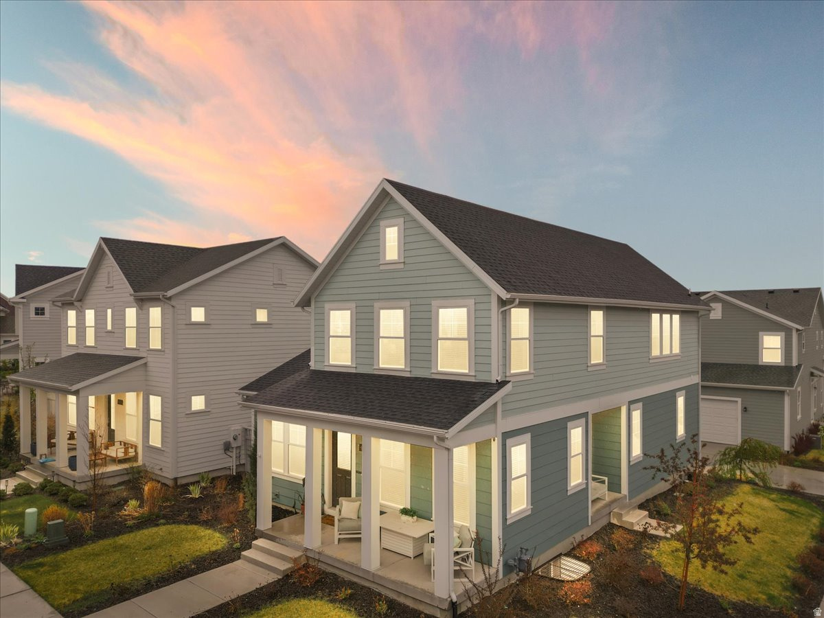 DAYBREAK - Residential