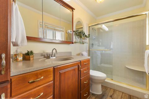 Tiny photo for 683 HILLSIDE OAK CIR, North Salt Lake, UT 84054 (MLS # 2118630)