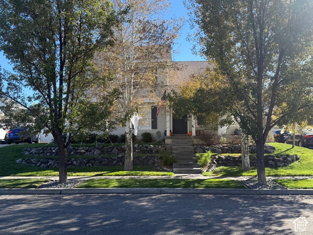 Photo of 137 W 1530 N, Tooele, UT 84074 (MLS # 2192530)