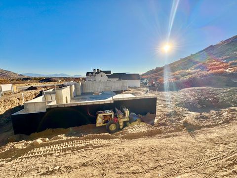 Tiny photo for 1677 N ELK RIDGE LN #18, Alpine, UT 84004 (MLS # 2084058)