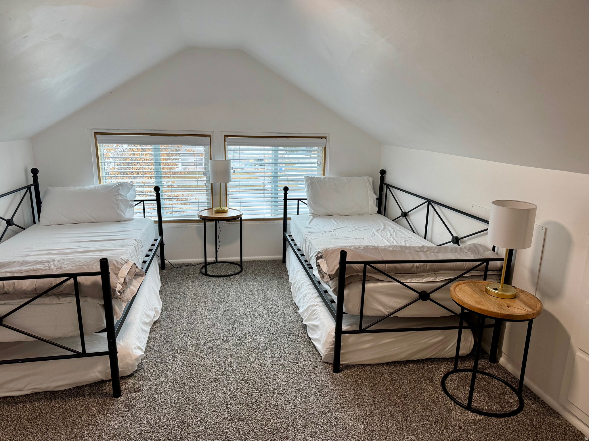 PARIS TOWNSITE - Residential