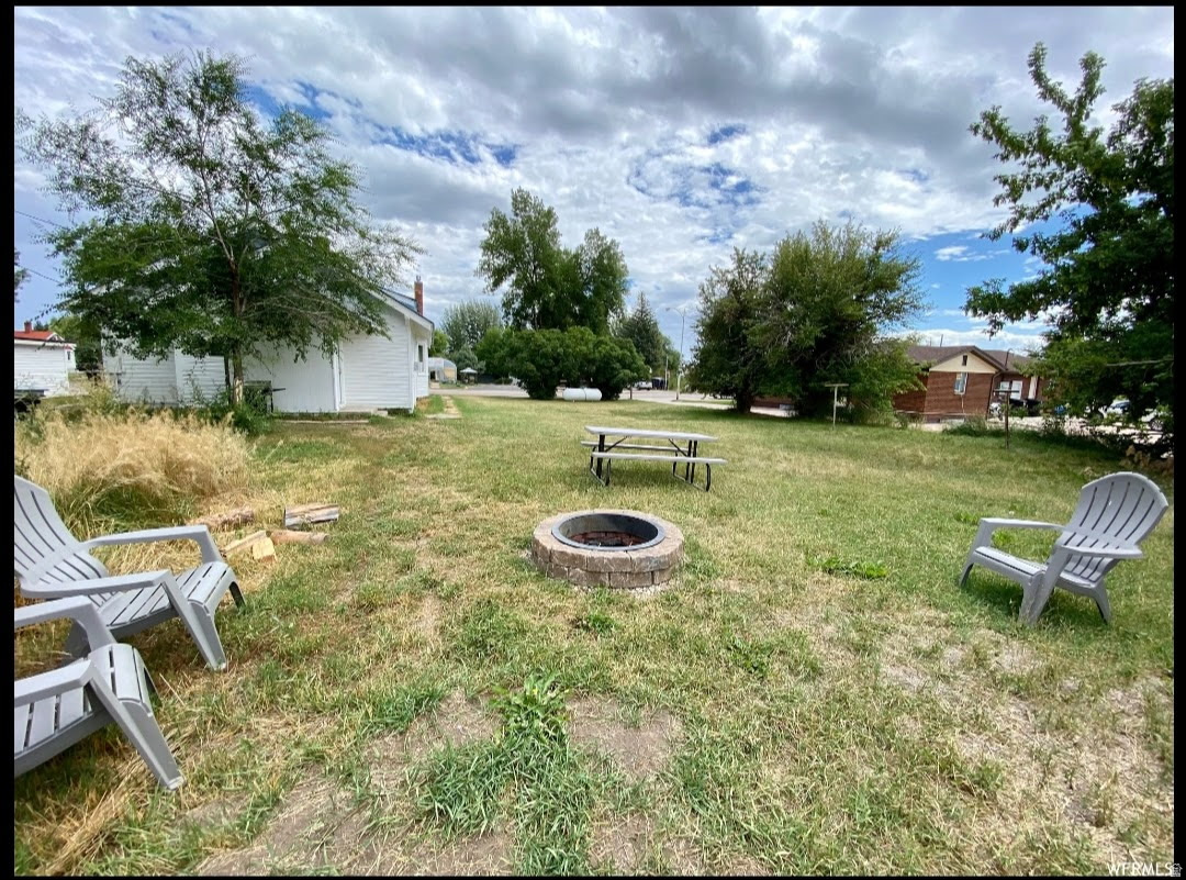 PARIS TOWNSITE - Residential