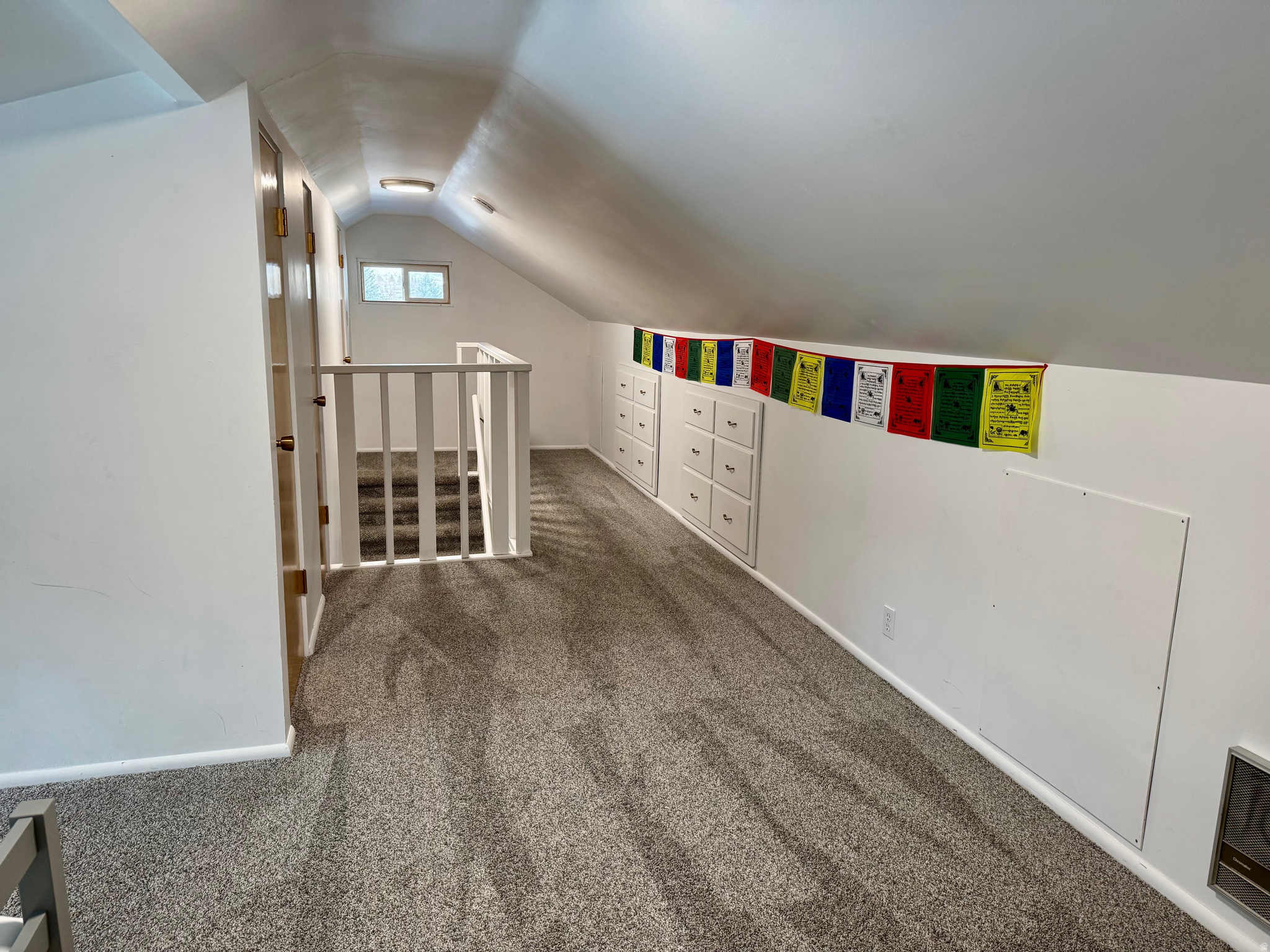 PARIS TOWNSITE - Residential