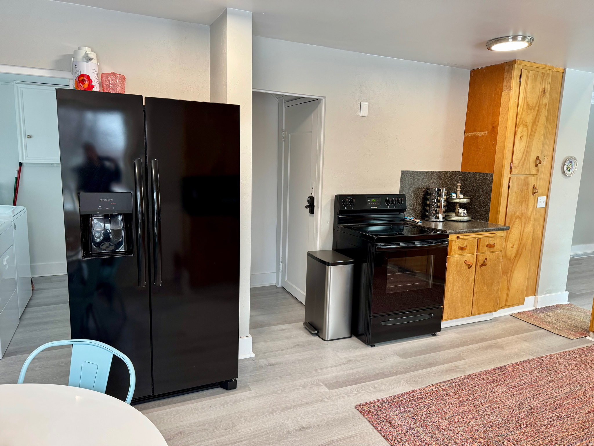 PARIS TOWNSITE - Residential