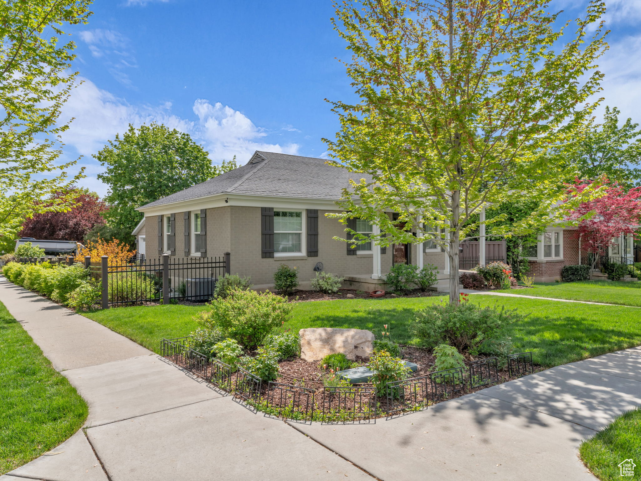 2186 E Bryan Ave, Salt Lake City, Utah image 2
