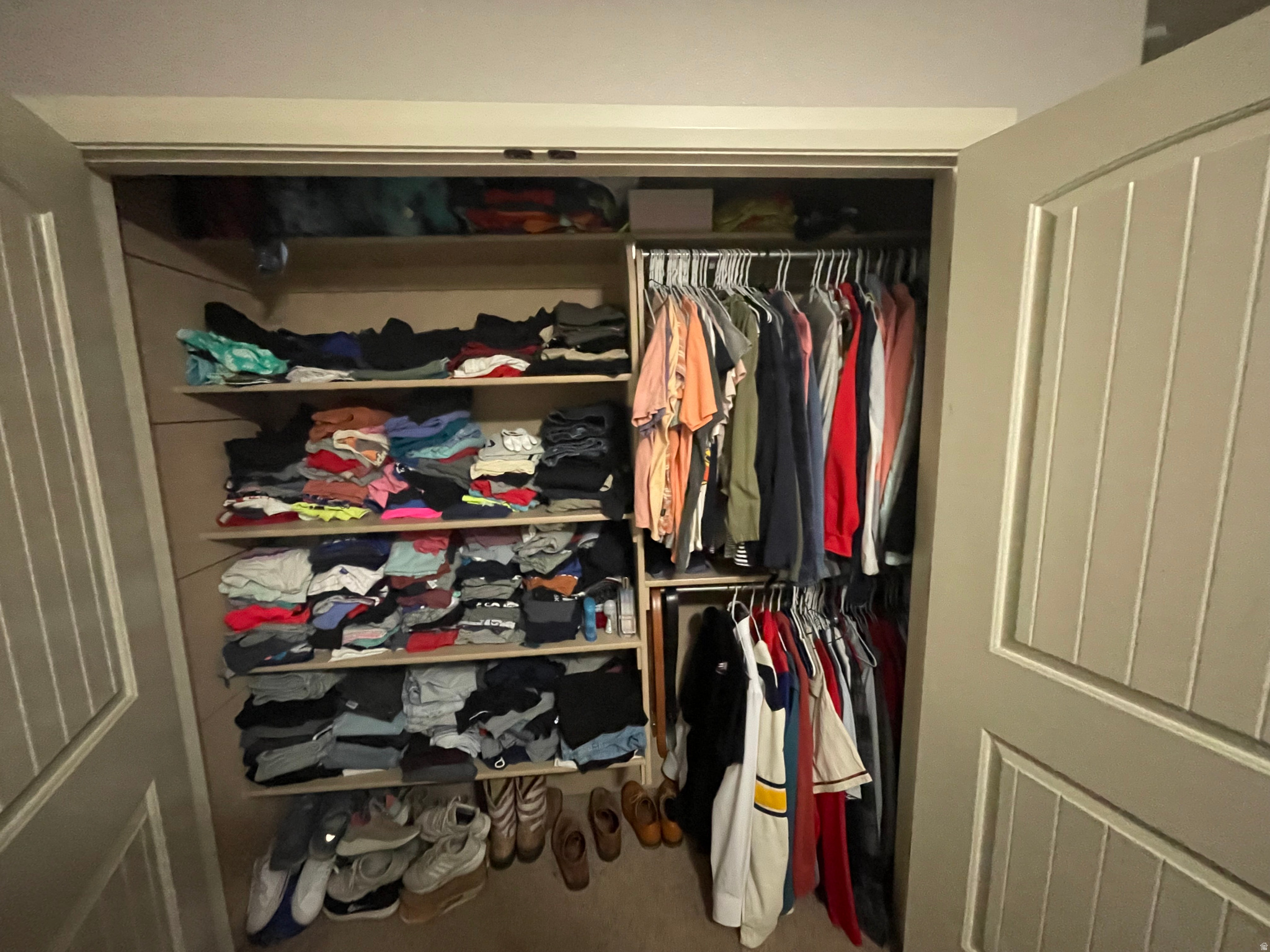 DESERT HILLS - Residential Lease