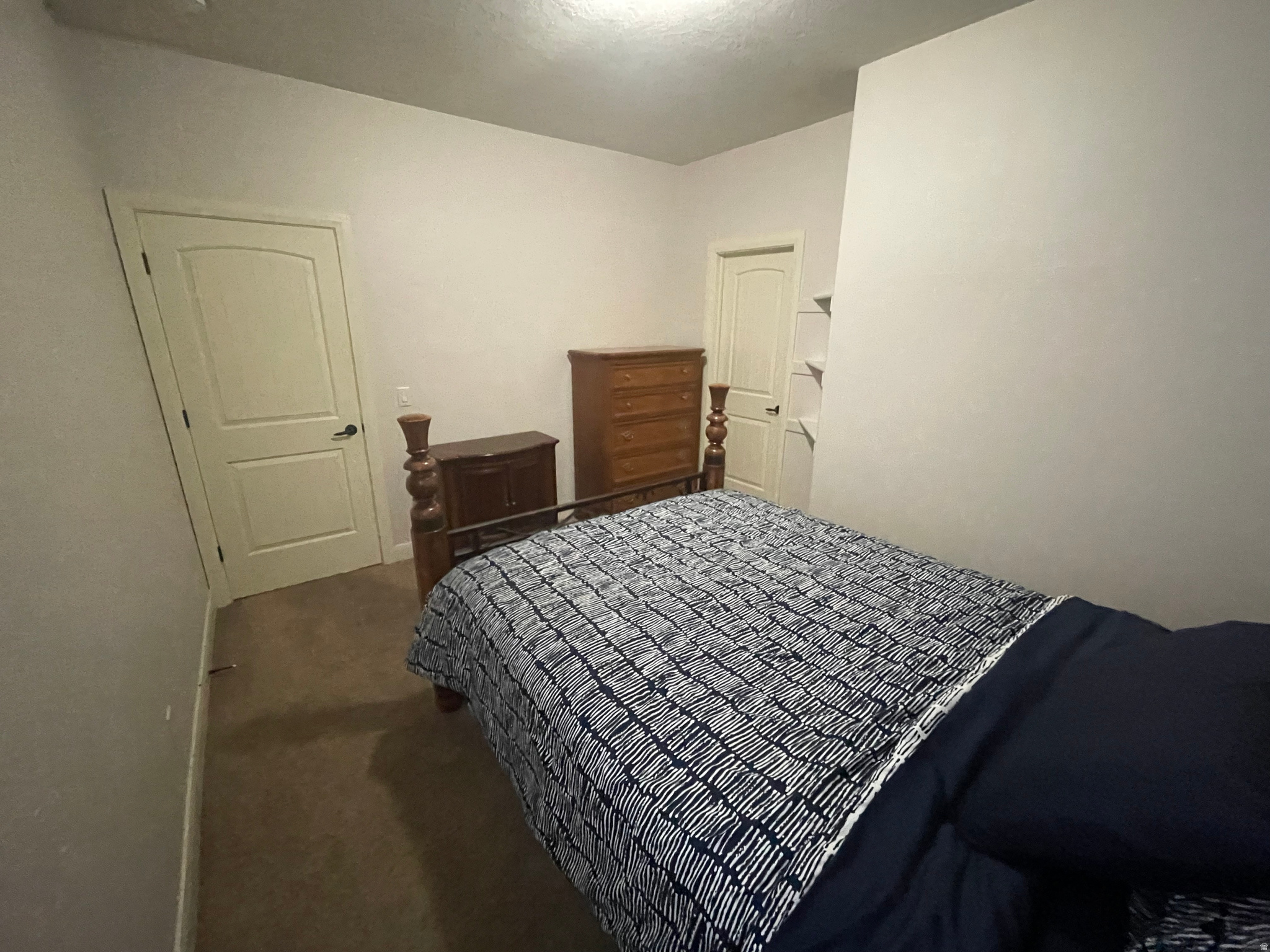 DESERT HILLS - Residential Lease