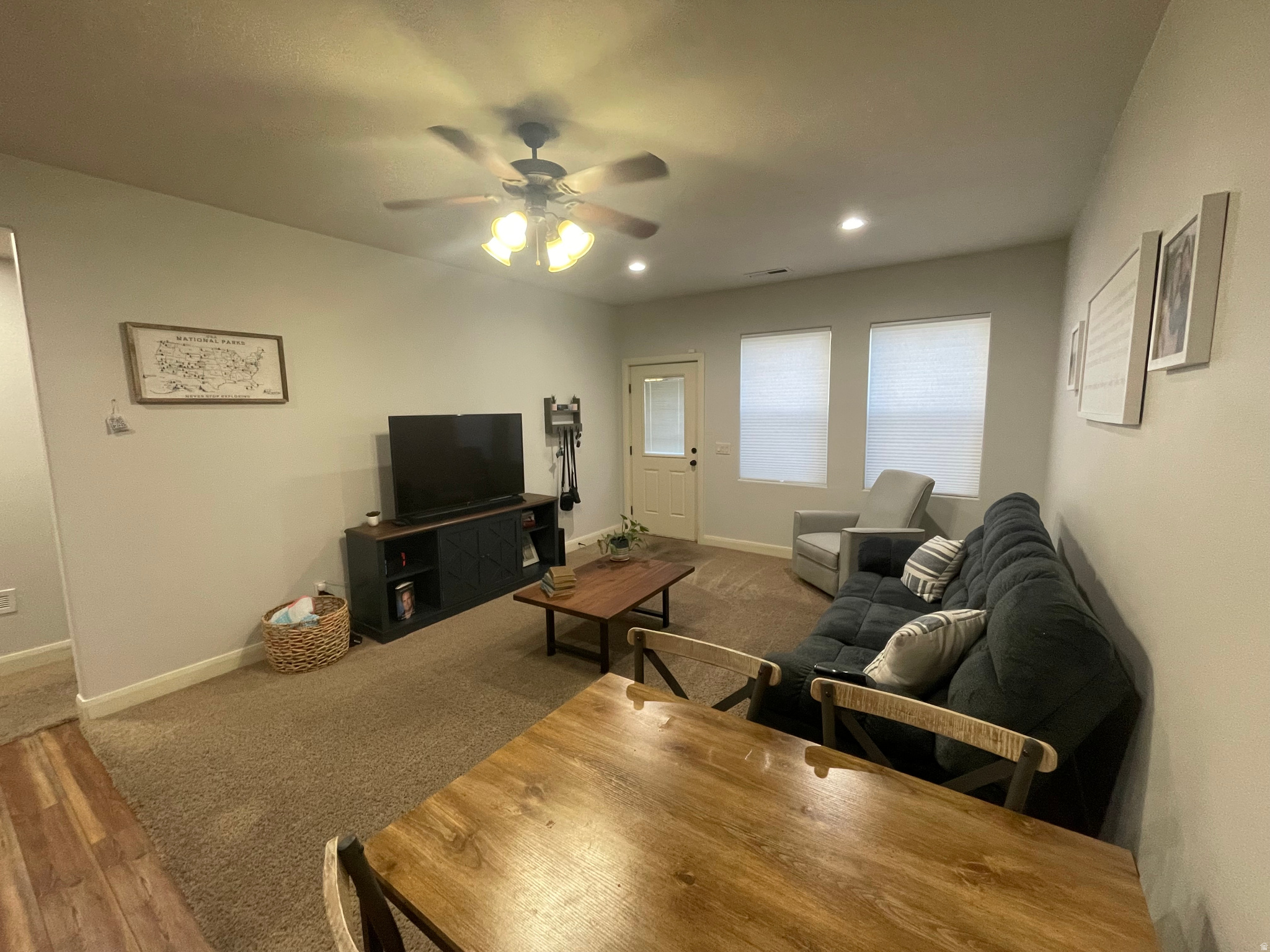 DESERT HILLS - Residential Lease