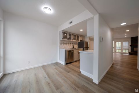Tiny photo for 5249 S GRAVENSTEIN PARK, Murray, UT 84123 (MLS # 2114881)