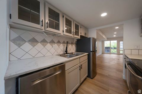 Tiny photo for 5249 S GRAVENSTEIN PARK, Murray, UT 84123 (MLS # 2114881)