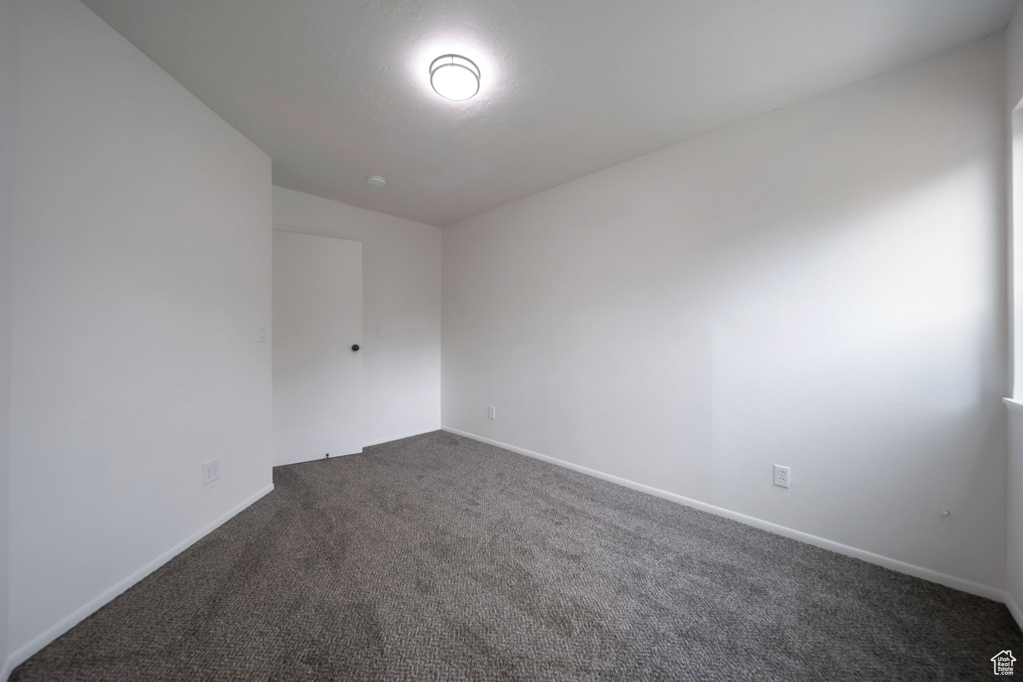 APPLEGATE CONDM - Residential