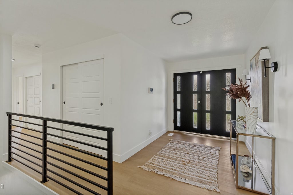 Photo of 2120 E 11270 S, Sandy, UT 84092 (MLS # 2184549)