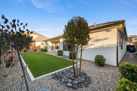 Tiny photo for 326 S WATER COURSE DR, Washington, UT 84780 (MLS # 2126722)