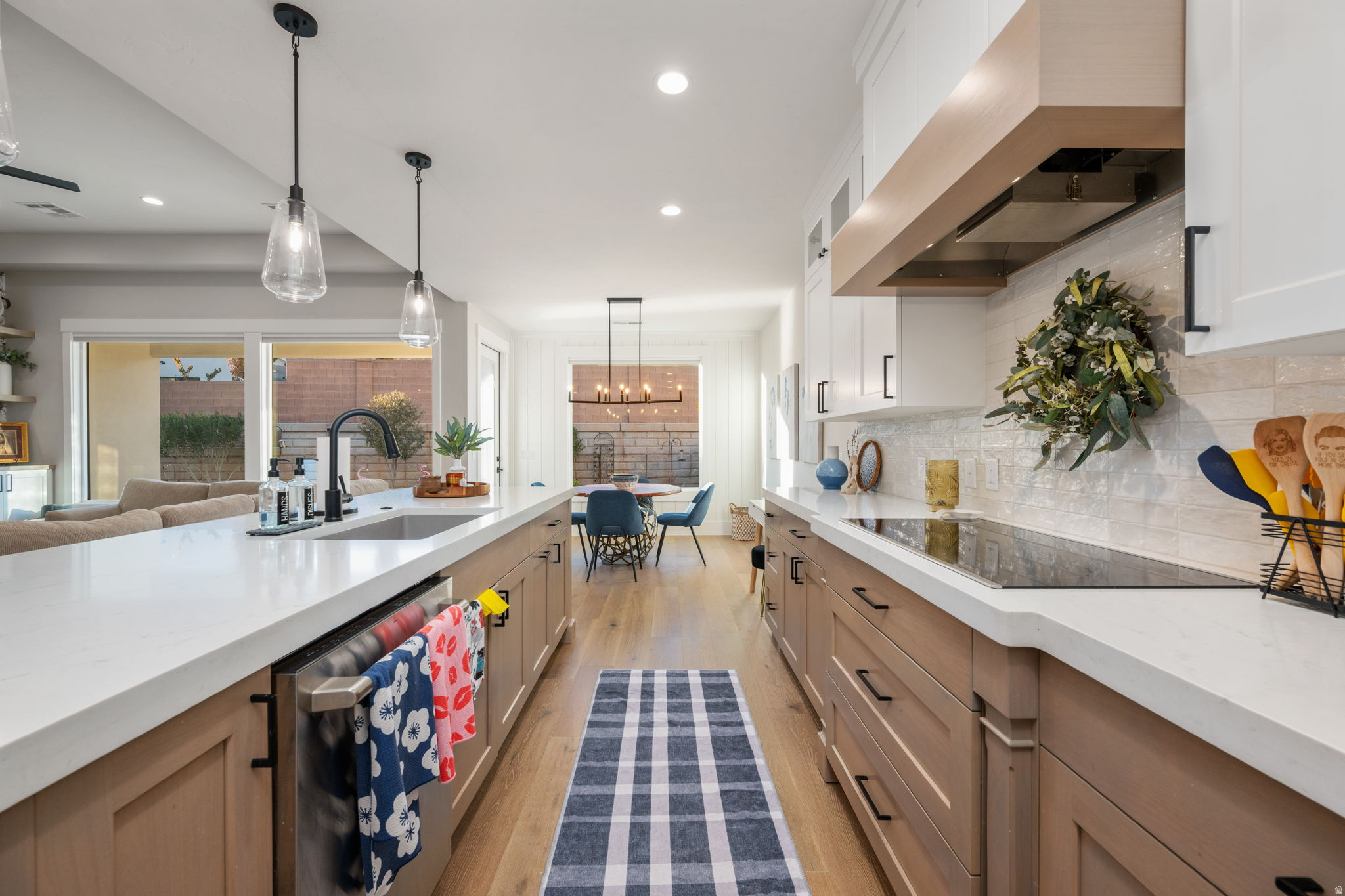 RED MESA AT SUNRISE VALLEY 1 - Residential