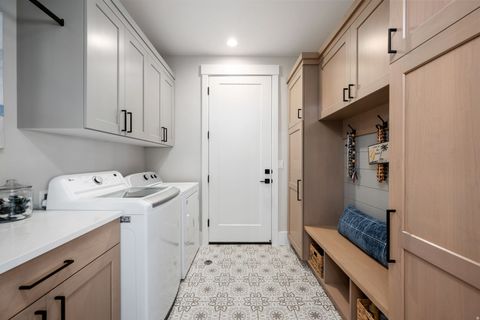 Tiny photo for 326 S WATER COURSE DR, Washington, UT 84780 (MLS # 2126722)