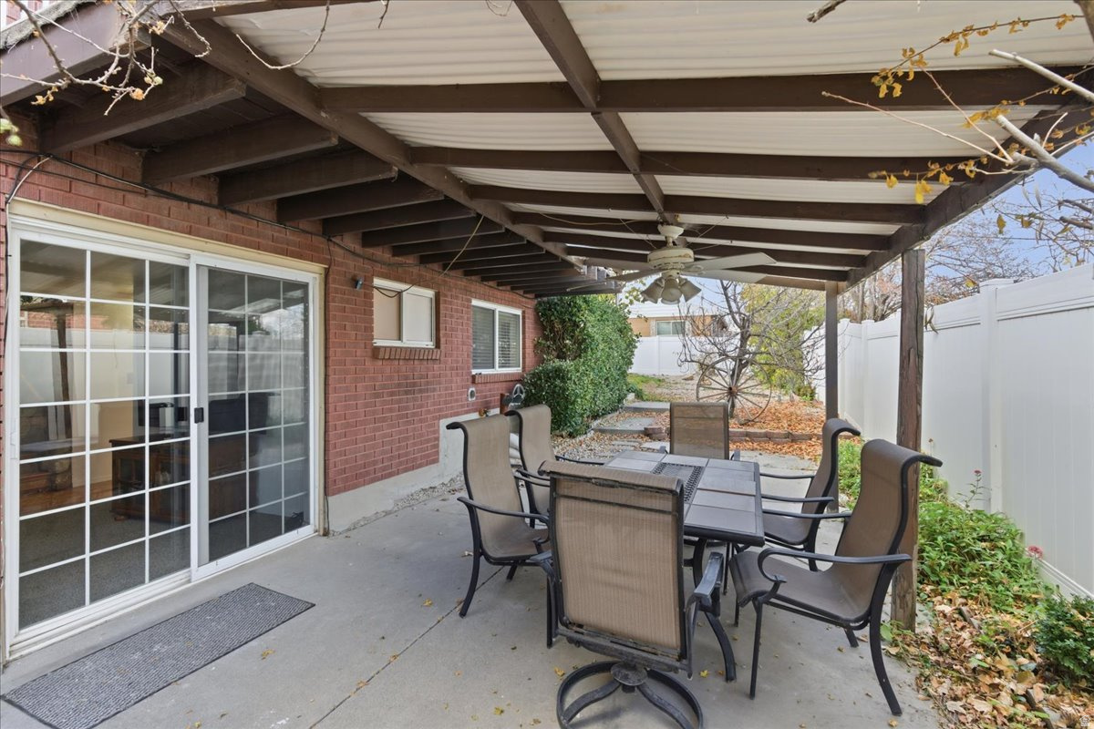 OQUIRRH HILLS - Residential