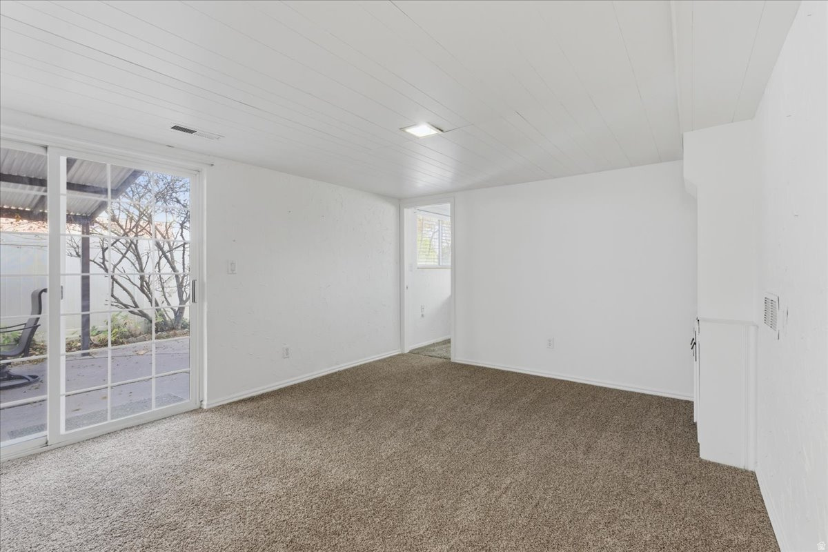 OQUIRRH HILLS - Residential