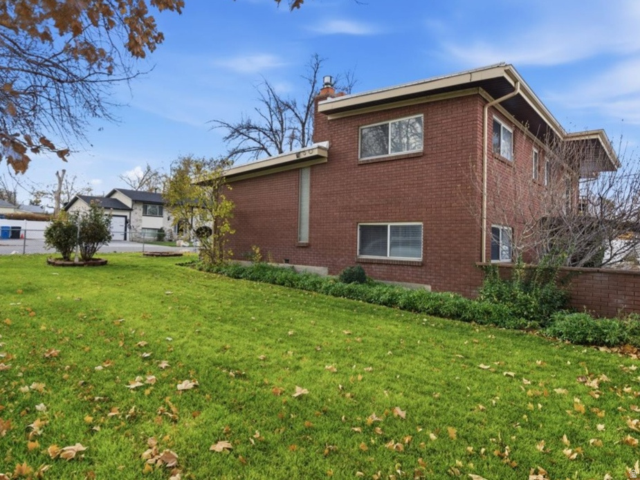 OQUIRRH HILLS - Residential