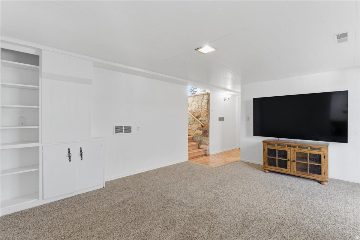 OQUIRRH HILLS - Residential