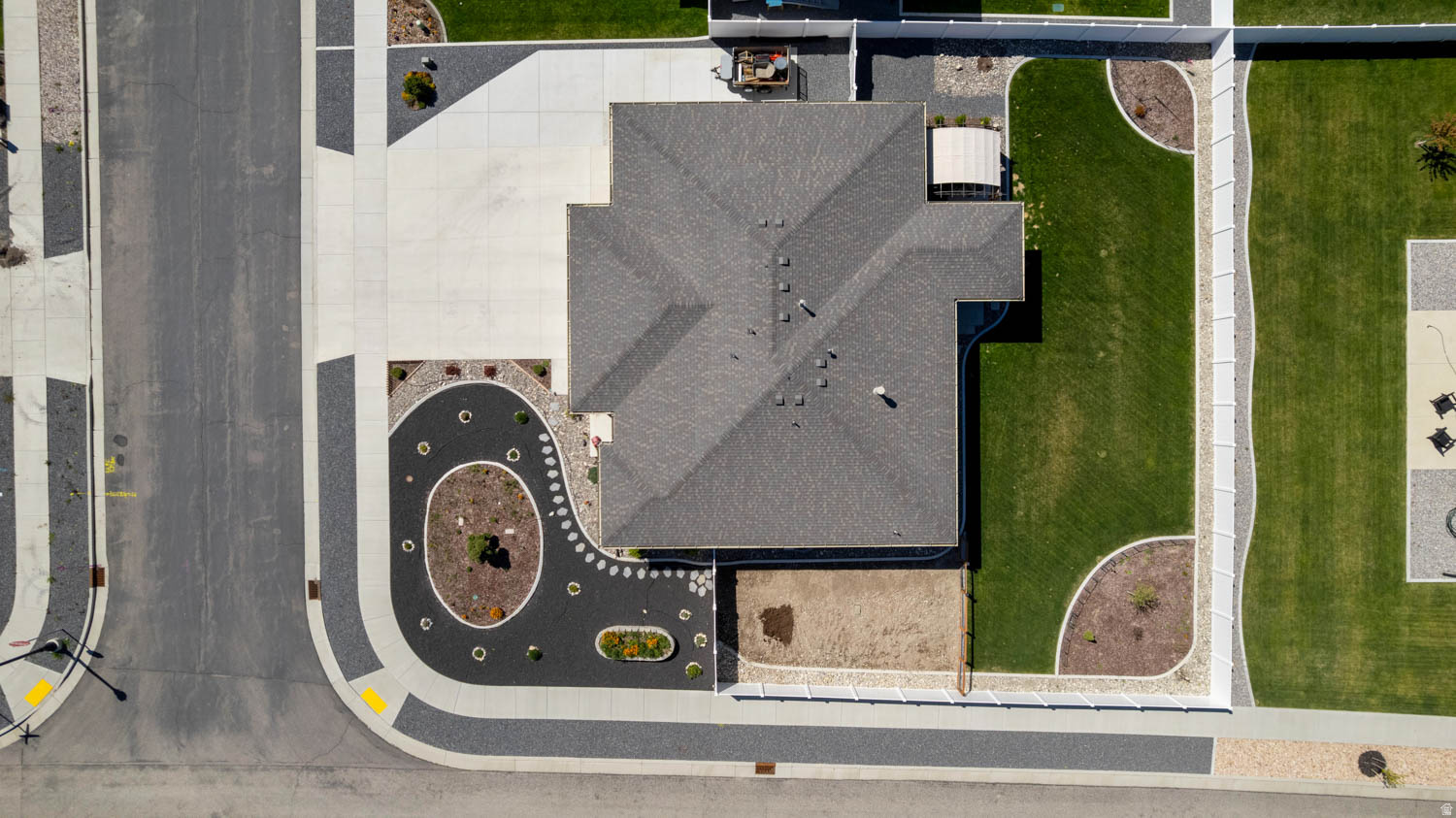 FOX MEADOWS - Residential