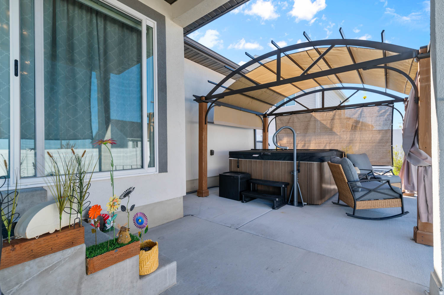FOX MEADOWS - Residential