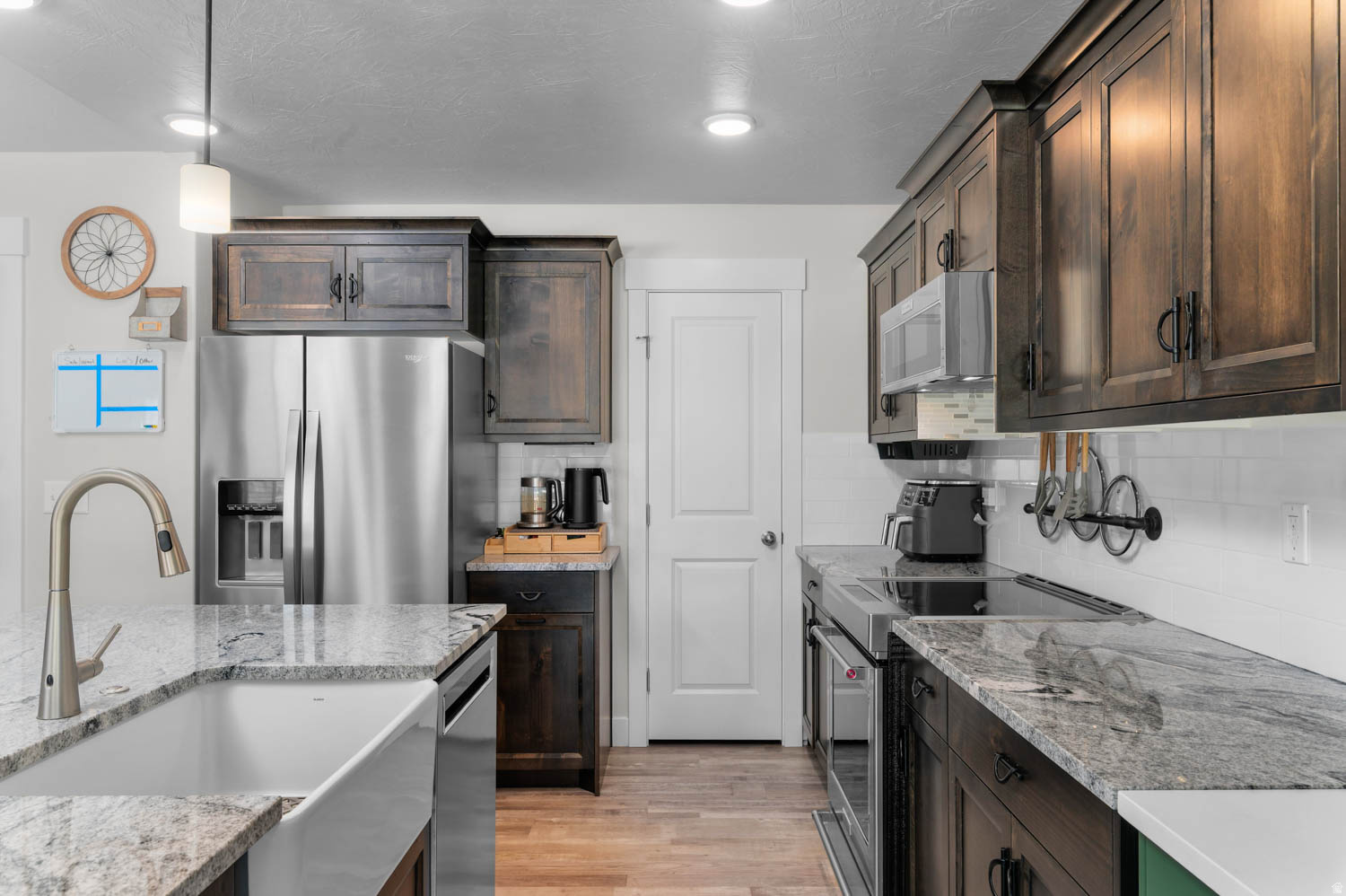 FOX MEADOWS - Residential