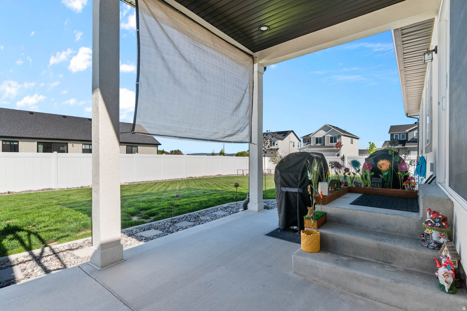 FOX MEADOWS - Residential