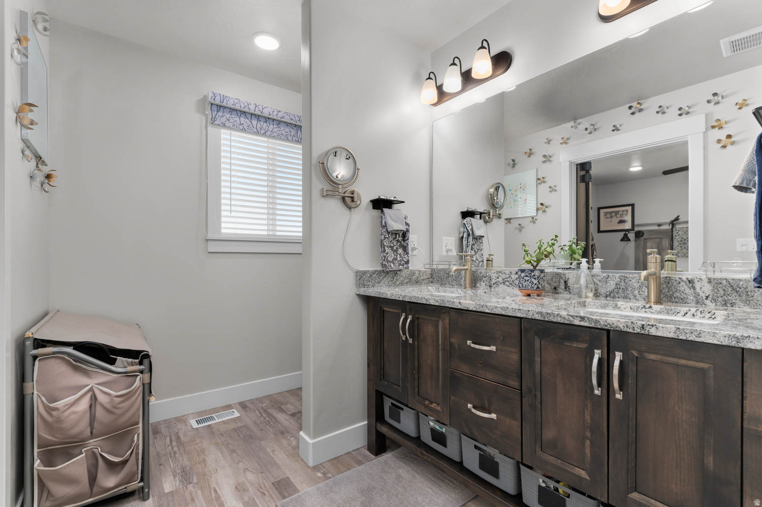FOX MEADOWS - Residential