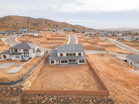 Tiny photo for 1321 E PONY WAY, Washington, UT 84780 (MLS # 2127868)