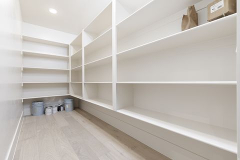 Tiny photo for 1321 E PONY WAY, Washington, UT 84780 (MLS # 2127868)