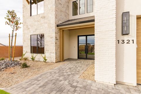 Tiny photo for 1321 E PONY WAY, Washington, UT 84780 (MLS # 2127868)