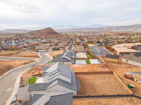 Tiny photo for 1321 E PONY WAY, Washington, UT 84780 (MLS # 2127868)