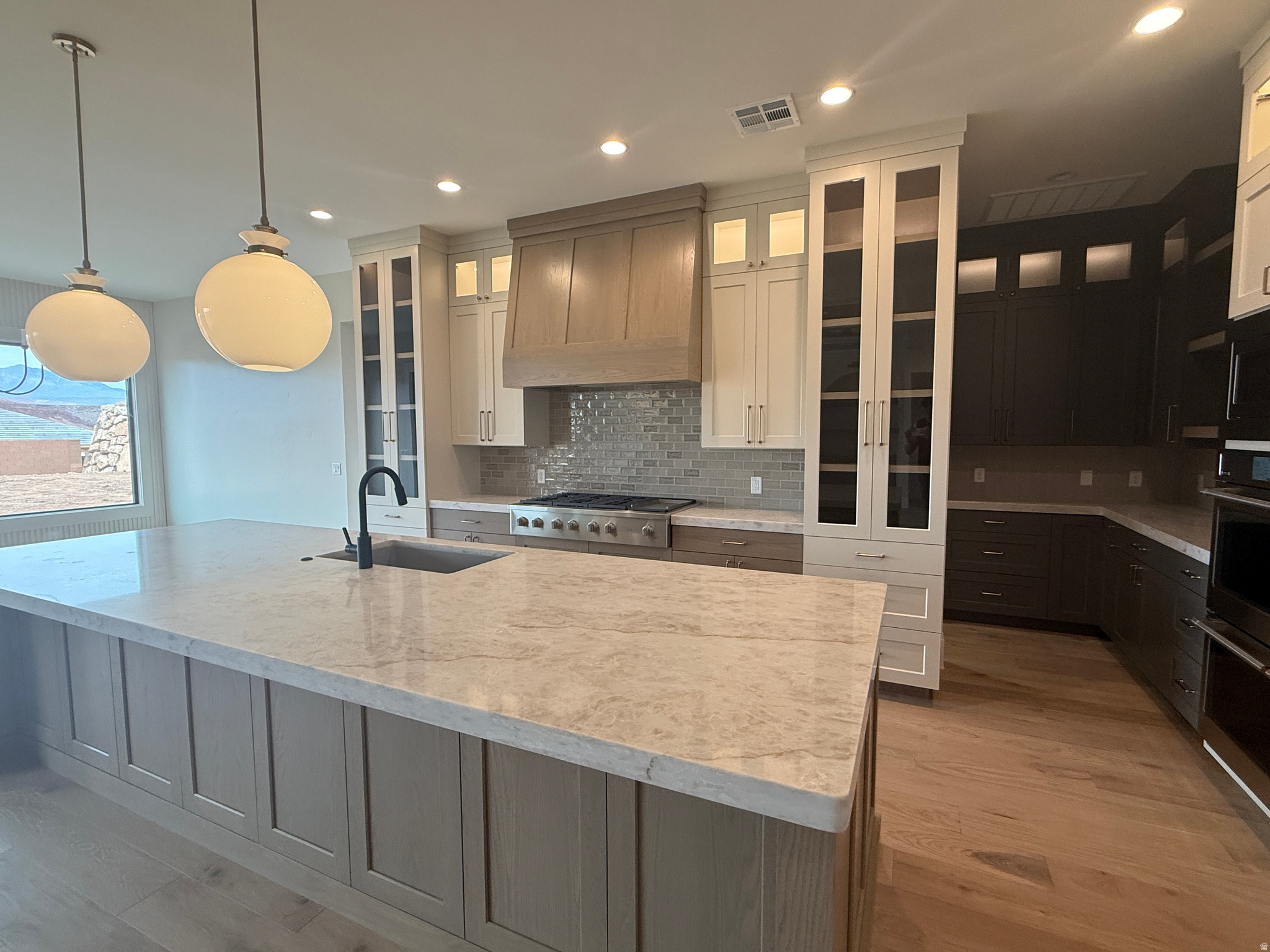 HEIGHTS AT WASHINGTON BENCH - Residential