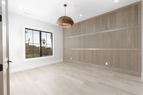 Tiny photo for 1321 E PONY WAY, Washington, UT 84780 (MLS # 2127868)