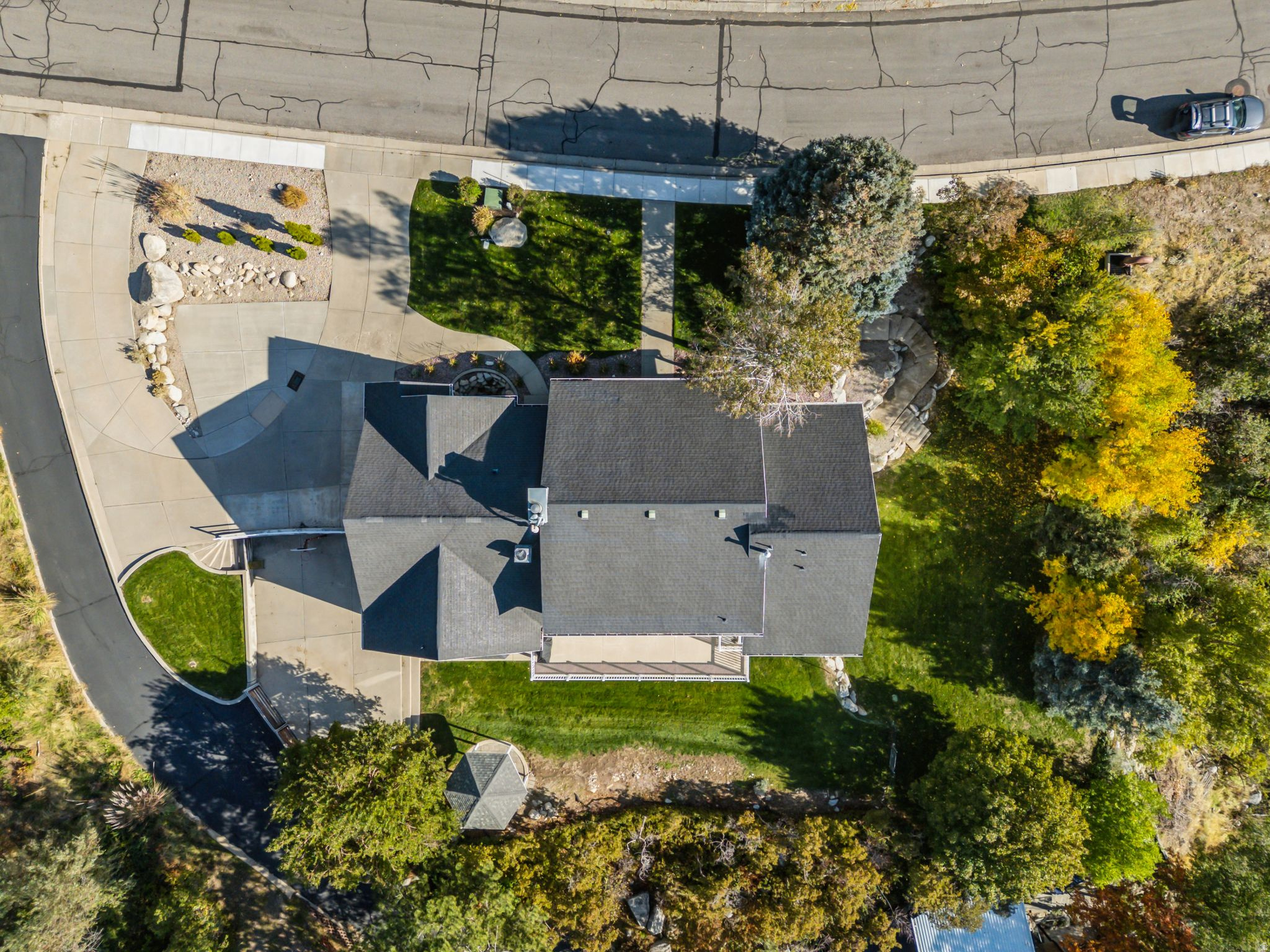 MAJESTIC CANYONS - Residential