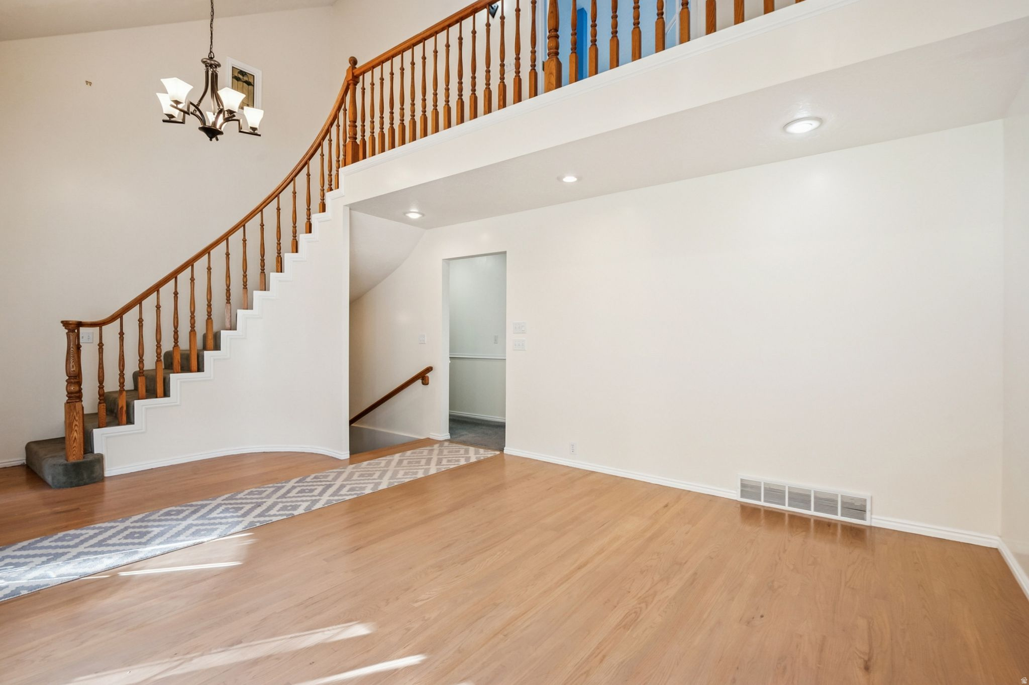 MAJESTIC CANYONS - Residential