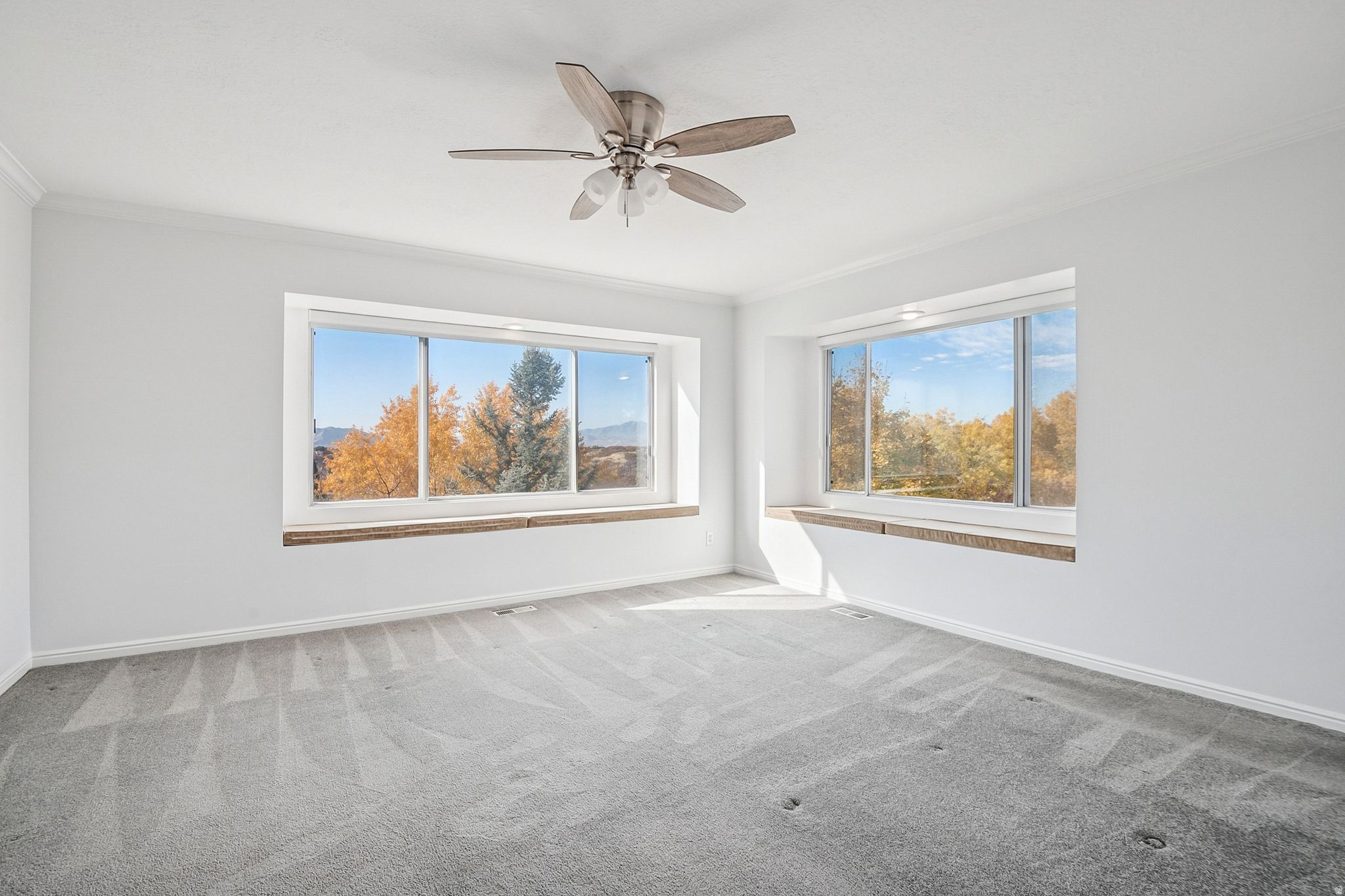 MAJESTIC CANYONS - Residential