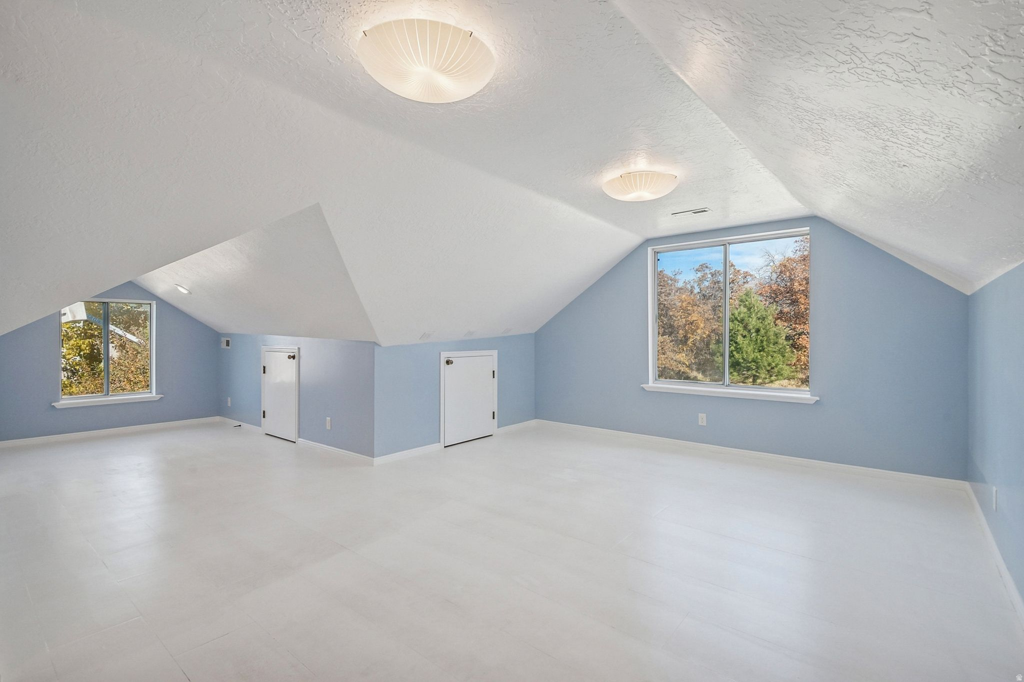 MAJESTIC CANYONS - Residential